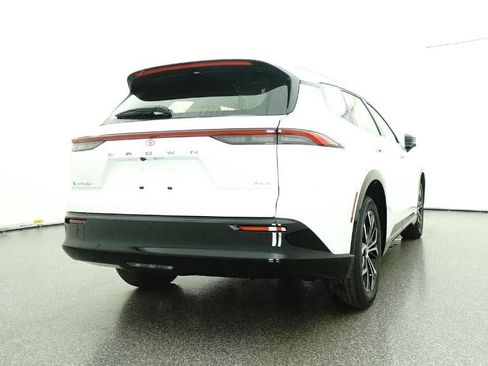 New 2026 Toyota Crown Signia image 24