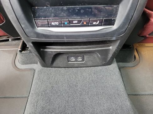 Used 2024 BMW X3 M40i w/ Premium Package image 12