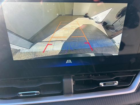 Used 2025 Chevrolet Equinox LT image 50