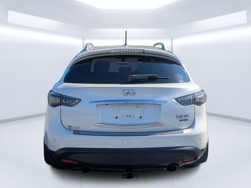Used 2017 INFINITI QX70 AWD w/ Limited Package image 4