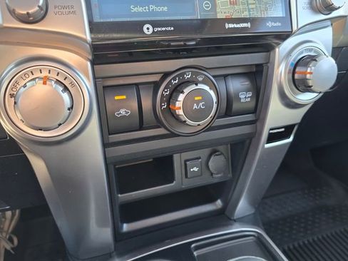 Used 2022 Toyota 4Runner SR5 Premium w/ Moonroof Package image 31