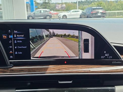 Used 2021 Cadillac Escalade Sport Platinum w/ LPO, ONYX Package AWD/4WD image 33