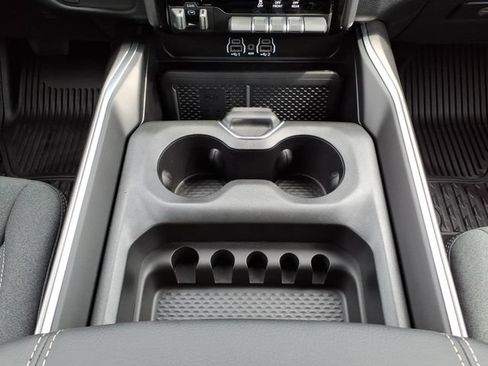 New 2026 RAM 1500 Big Horn AWD/4WD image 24