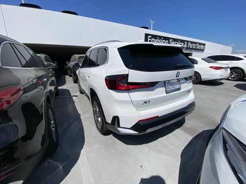 Used 2025 BMW X1 xDrive28i AWD/4WD image 4
