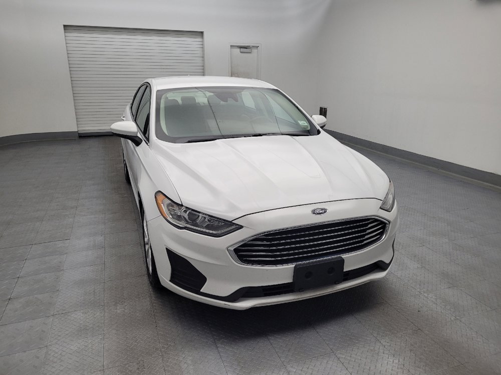 Used 2020 Ford Fusion SE FWD image 14