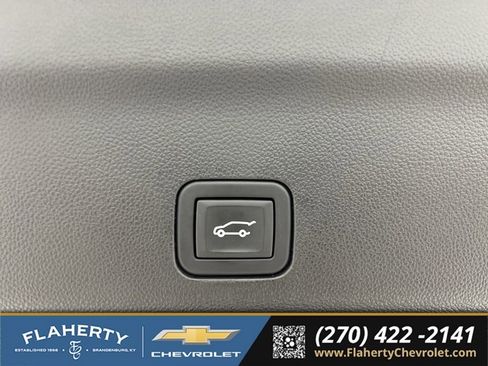 Used 2023 Chevrolet Tahoe Z71 w/ Luxury Package AWD/4WD image 21