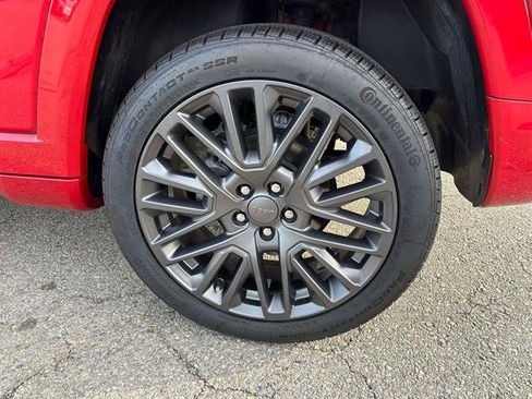 Certified 2022 Jeep Compass Limited image 6