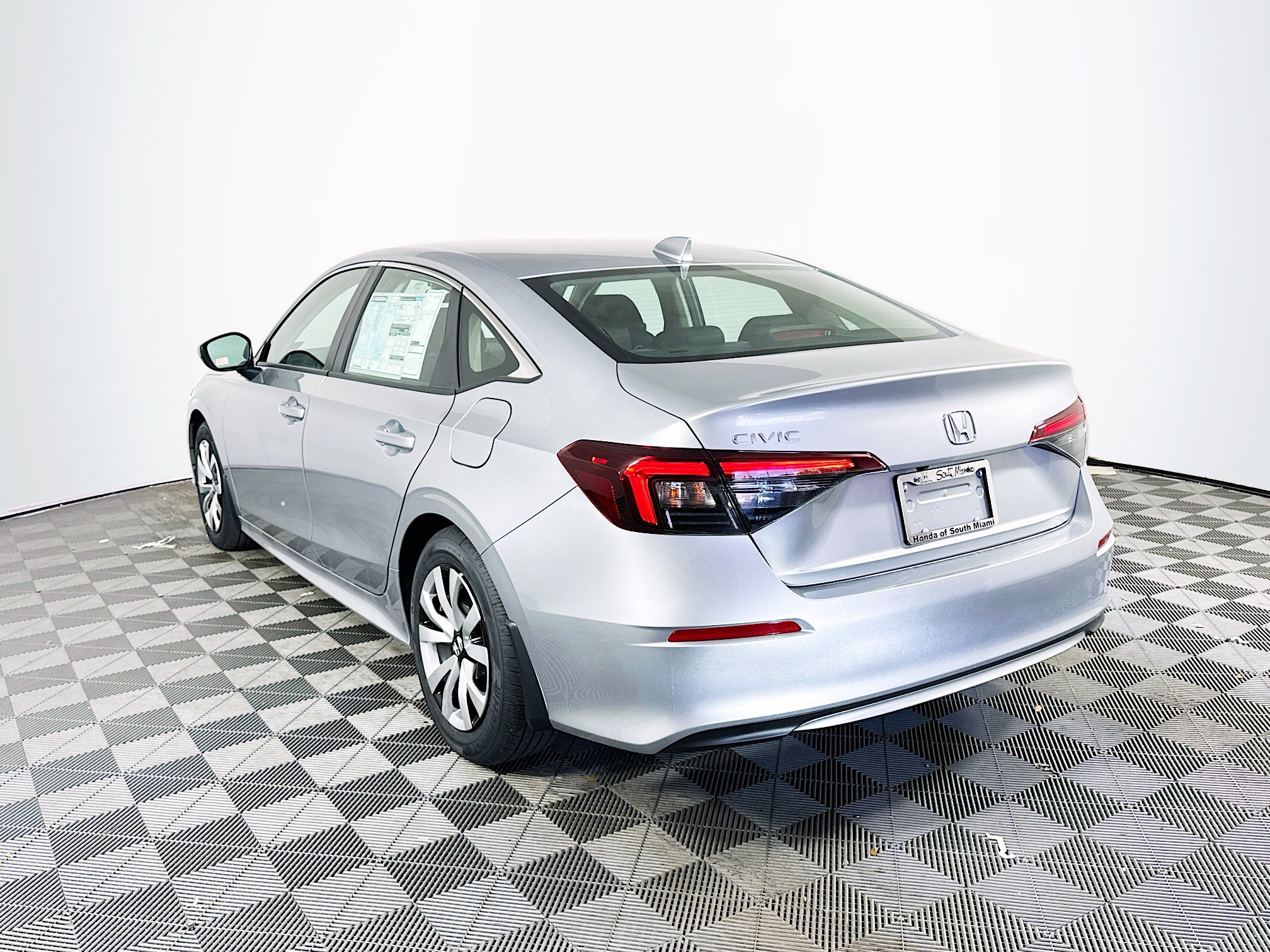 Certified 2025 Honda Civic LX image 4
