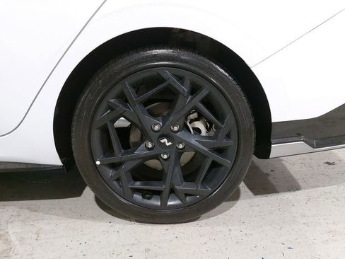 Certified 2024 Hyundai Elantra N Line image 35