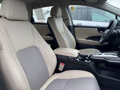 Used 2018 Honda Clarity Plug-In Hybrid image 14