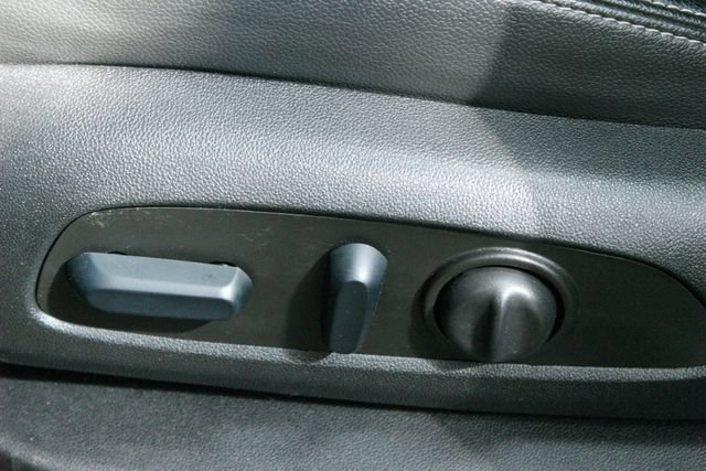 Used 2023 GMC Terrain SLT w/ Infotainment Package II AWD/4WD image 20