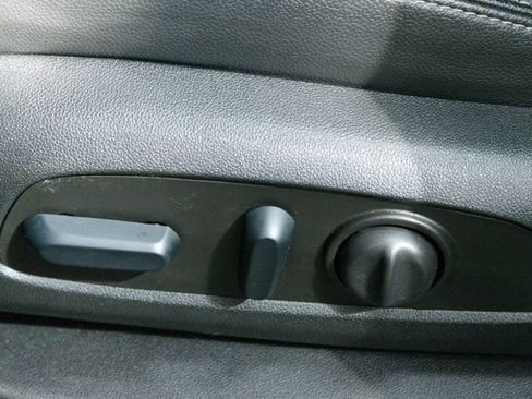Used 2023 GMC Terrain SLT w/ Infotainment Package II AWD/4WD image 20