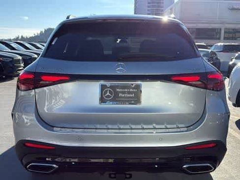 Used 2026 Mercedes-Benz GLC 300 4MATIC image 7
