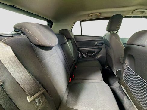 Used 2020 Chevrolet Trax LS w/ Tint and Cruise Package FWD image 25