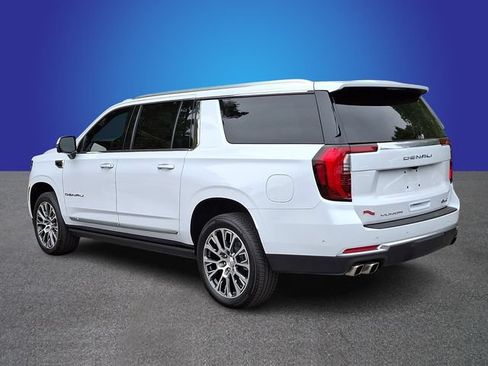 Used 2026 GMC Yukon XL Denali w/ Sun & Power Step Package AWD/4WD image 6