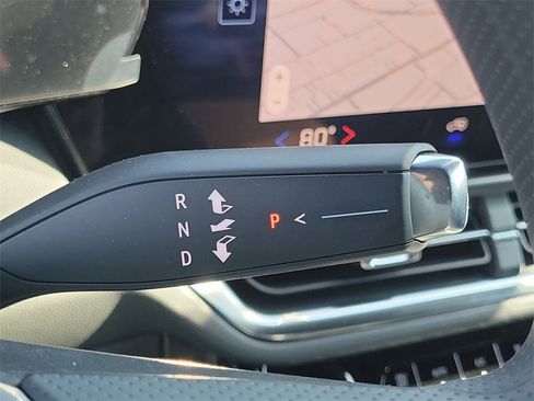 New 2026 Chevrolet Equinox EV LT image 11