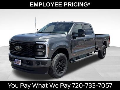 New 2026 Ford F250 Lariat w/ Black Appearance Package