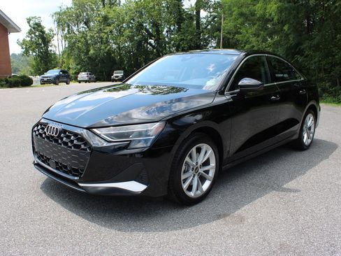 New 2025 Audi A3 2.0T Premium image 4