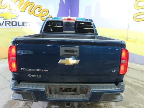 Used 2020 Chevrolet Colorado LT w/ LT Convenience Package AWD/4WD image 3