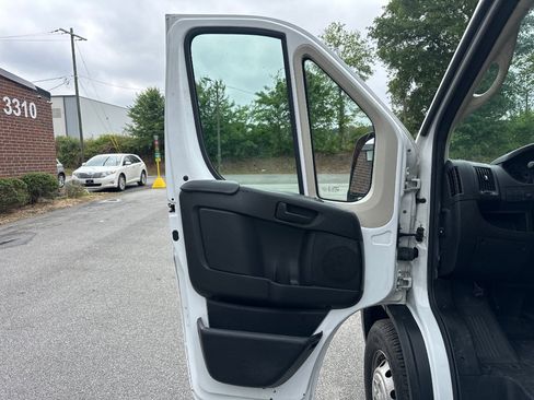 Used 2019 RAM ProMaster 1500 FWD image 10