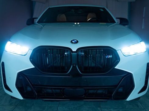 Used 2026 BMW X6 M60i image 37