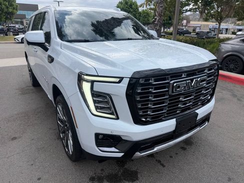Used 2026 GMC Yukon XL Denali Ultimate AWD/4WD image 2