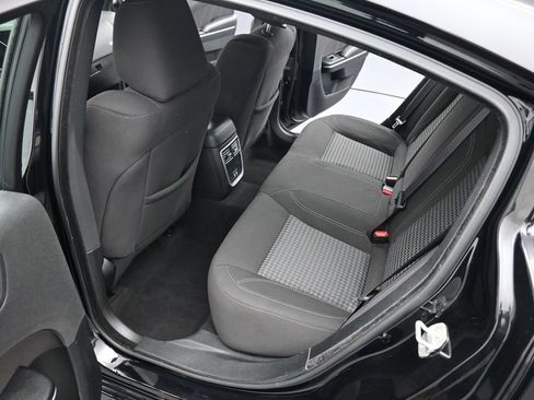 Used 2023 Dodge Charger SXT RWD image 19