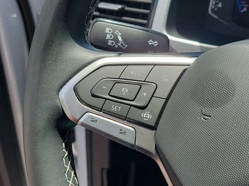 Used 2023 Volkswagen Atlas SE FWD image 30