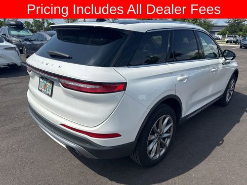 Used 2020 Lincoln Corsair AWD w/ Premium Package image 3