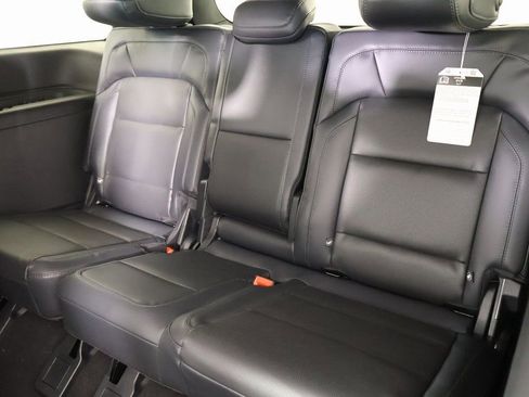 New 2025 Lincoln Navigator Reserve w/ Jet Appearance Package image 13