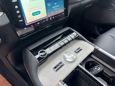 New 2026 Lincoln Navigator Reserve w/ Jet Appearance Package AWD/4WD image 22
