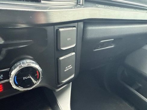 Used 2024 Ford F250 Lariat w/ Black Appearance Package image 26