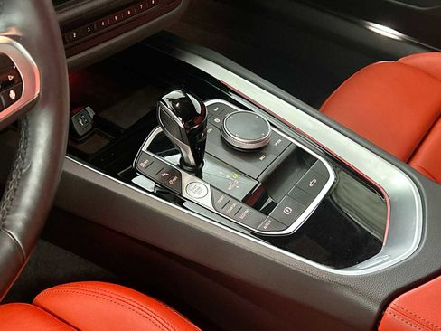 Used 2024 BMW Z4 sDrive30i w/ Premium Package image 21