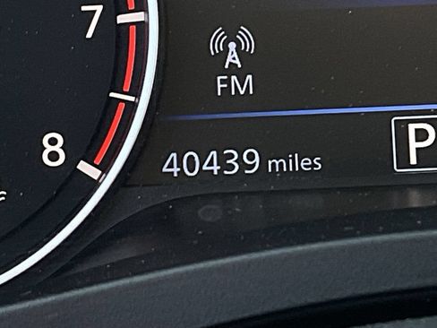 Used 2025 Nissan Altima 2.5 SV FWD image 38