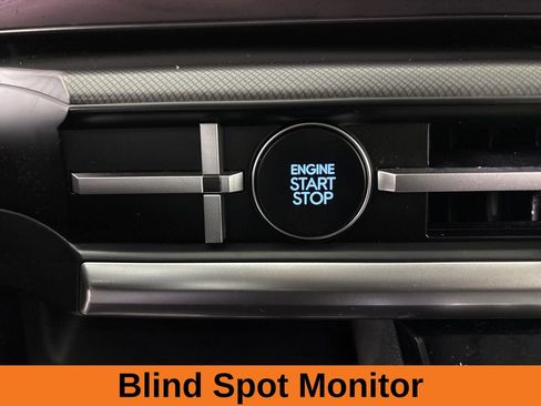 Used 2025 Hyundai Santa Fe SE image 14