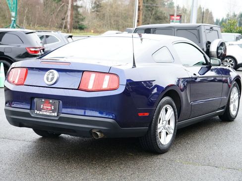 Used 2010 Ford Mustang Coupe image 5