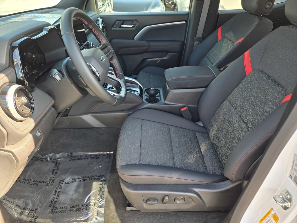 Used 2026 Chevrolet Colorado Z71 AWD/4WD image 11