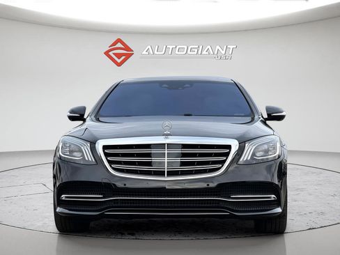 Used 2018 Mercedes-Benz S 560 Sedan image 12