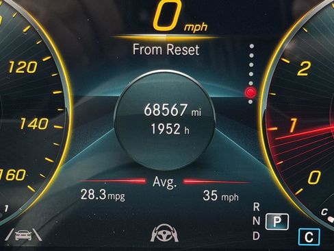 Used 2021 Mercedes-Benz GLA 250 4MATIC image 22