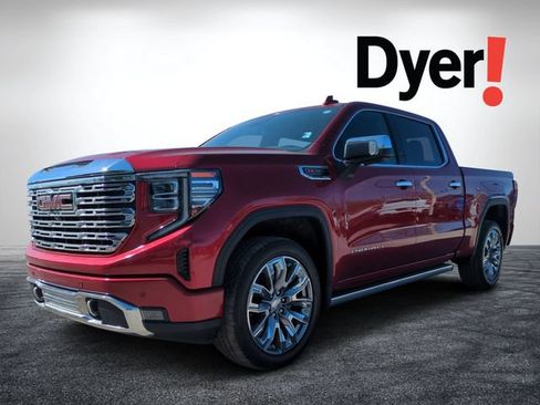 Used 2023 GMC Sierra 1500 Denali w/ Denali Reserve Package AWD/4WD image 8