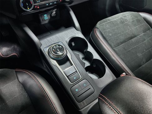 Used 2022 Ford Escape SEL w/ SEL Stealth AWD Package image 35