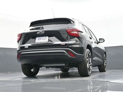 New 2026 Chevrolet Trax RS w/ Sunroof Package image 45