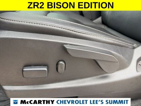 Used 2022 Chevrolet Colorado ZR2 w/ Colorado ZR2 Bison Edition AWD/4WD image 48