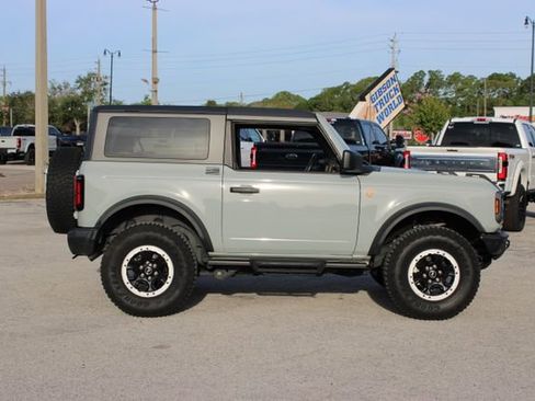 Used 2024 Ford Bronco Badlands w/ Sasquatch Package AWD/4WD image 12