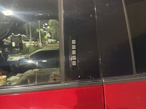 Used 2022 Ford F450 Platinum w/ FX4 Off-Road Package image 21