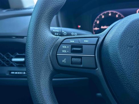 New 2025 Honda Accord SE image 19