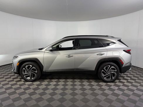Used 2025 Hyundai Tucson Limited FWD image 7
