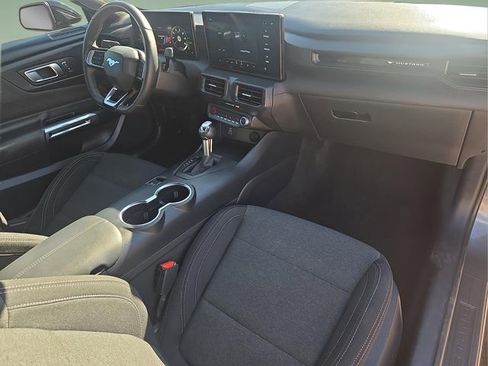 Used 2024 Ford Mustang Coupe image 11