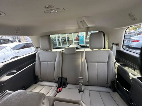 Used 2018 Ford Expedition XLT w/ Equipment Group 202A image 16