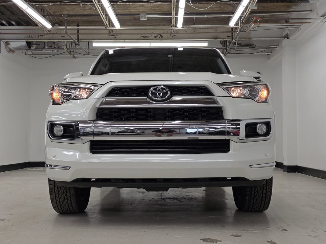 Used 2019 Toyota 4Runner Limited AWD/4WD image 3